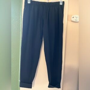 Lululemon black joggers size 6